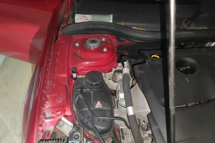 Used Mercedes-Benz GLA 2016 GLA 220 4MATIC Fashion Edition Engine Bay Right