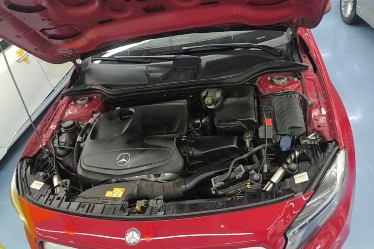 Used Mercedes-Benz GLA 2016 GLA 200 Sport Edition Engine Bay