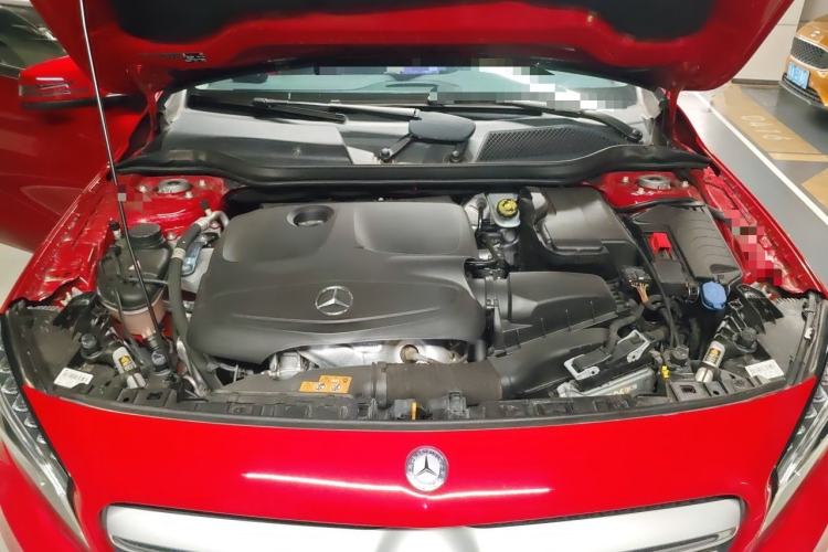 Used Mercedes-Benz GLA 2016 GLA 220 4MATIC Fashion Edition Engine Bay
