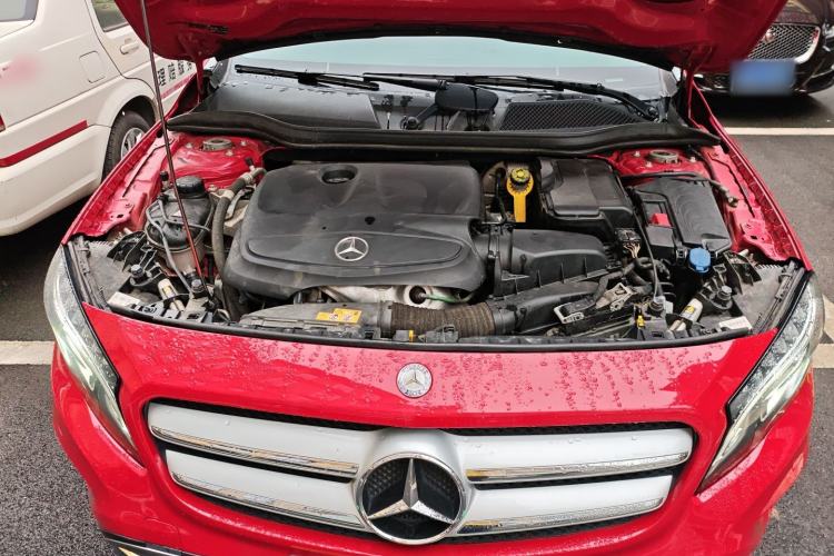 Used Mercedes-Benz GLA 2016 GLA 200 Fashion Model Engine Bay