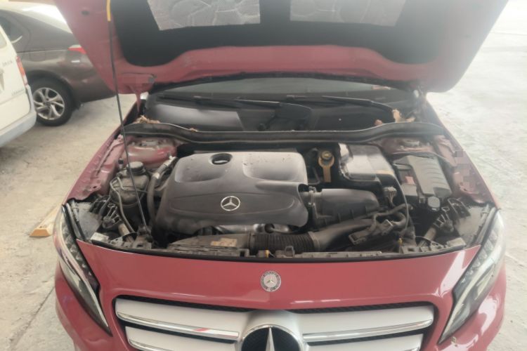 Used Mercedes-Benz GLA 2016 GLA 220 4MATIC Fashion Edition Engine Bay