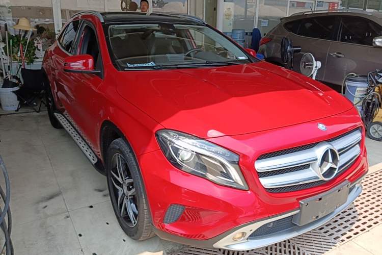 Used Mercedes-Benz GLA 2016 GLA 200 Fashion Model Exterior 1