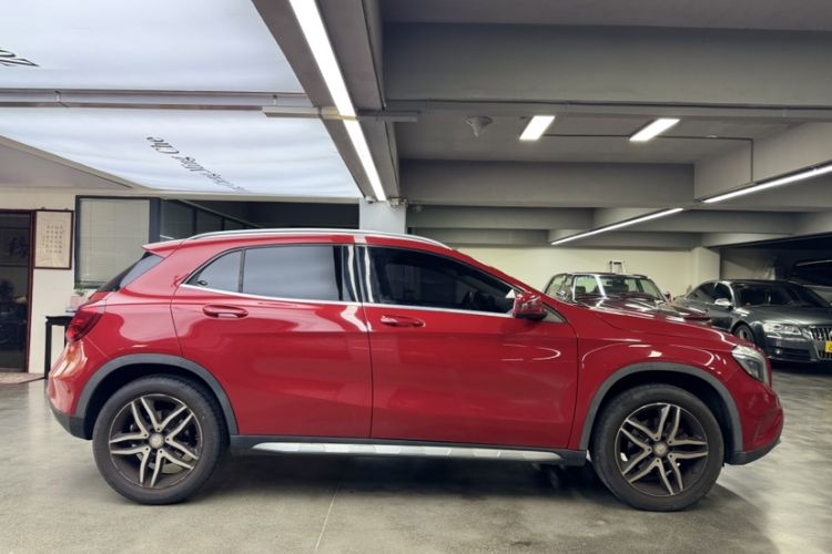 Used Mercedes-Benz GLA 2016 GLA 200 Fashion Model Exterior 1