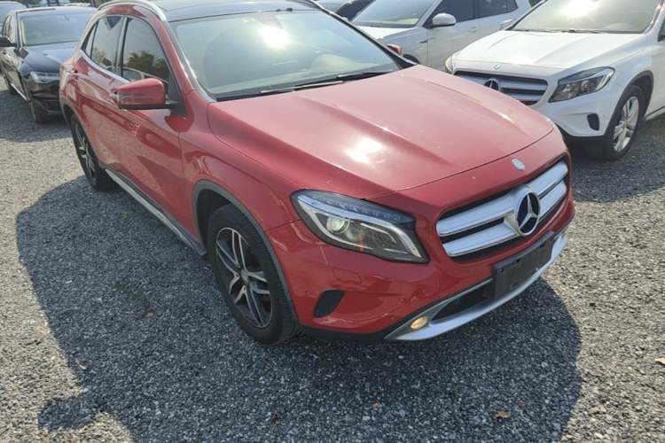 Used Mercedes-Benz GLA 2016 GLA 200 Fashion Model Exterior 1