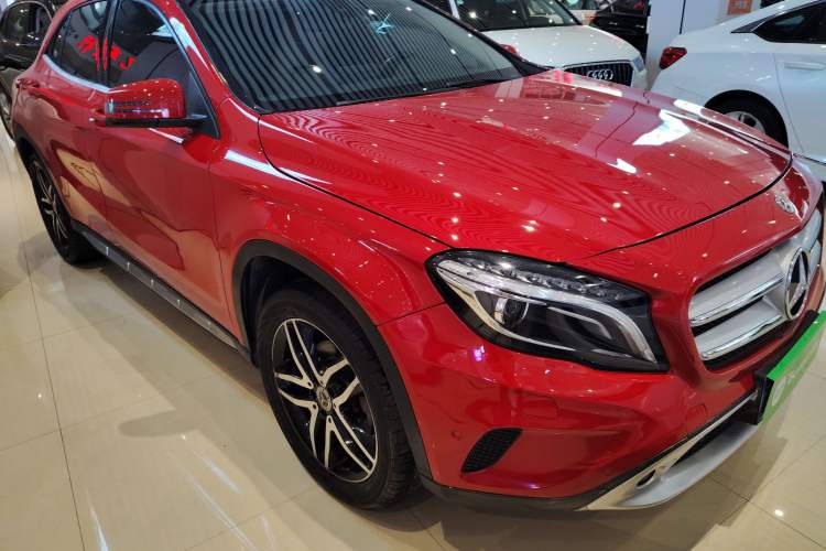 Used Mercedes-Benz GLA 2016 GLA 220 4MATIC Fashion Edition Exterior 2