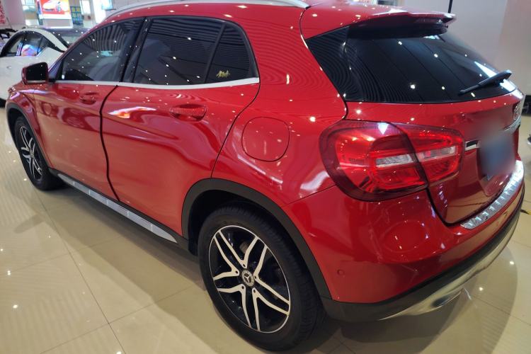 Used Mercedes-Benz GLA 2016 GLA 220 4MATIC Fashion Edition Exterior 3