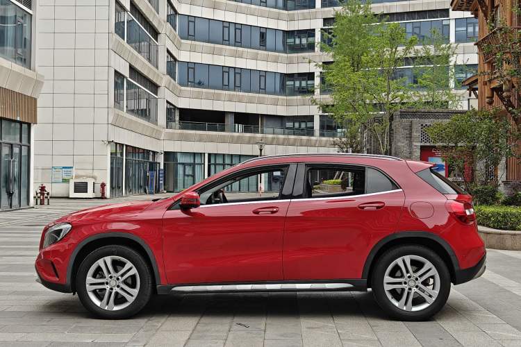 Used Mercedes-Benz GLA 2016 GLA 200 Sport Edition Exterior 3
