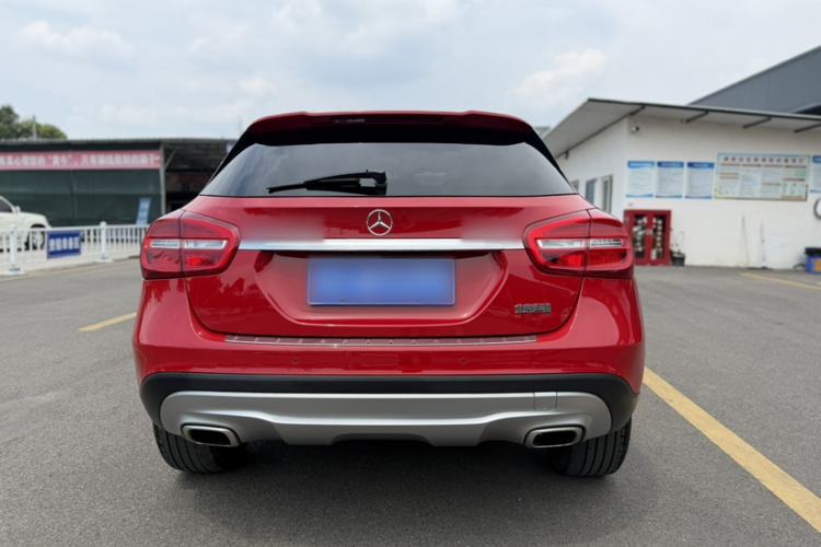 Used Mercedes-Benz GLA 2016 GLA 220 4MATIC Fashion Edition Exterior 3