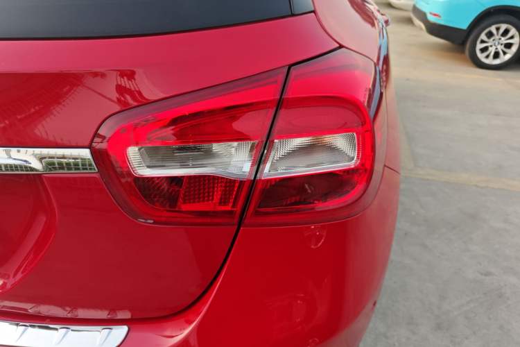 Used Mercedes-Benz GLA 2016 GLA 200 Sport Edition Exterior 6