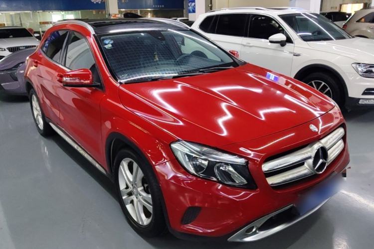 Used Mercedes-Benz GLA 2016 GLA 200 Sport Edition Front Right 45 Deg