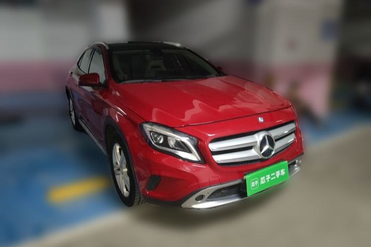 Used Mercedes-Benz GLA 2016 GLA 200 Sport Edition Front Right 45 Deg
