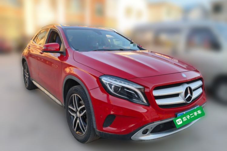 Used Mercedes-Benz GLA 2016 GLA 220 4MATIC Fashion Edition Front Right 45 Deg