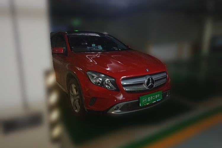 Used Mercedes-Benz GLA 2016 GLA 200 Sport Edition Front Right 45 Deg