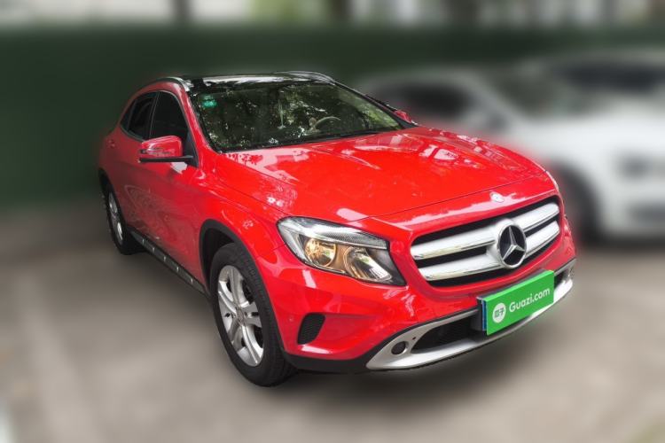 Used Mercedes-Benz GLA 2016 GLA 200 Sport Edition Front Right 45 Deg