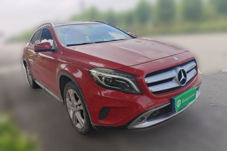 Used Mercedes-Benz GLA 2016 GLA 200 Sport Edition Front Right 45 Deg