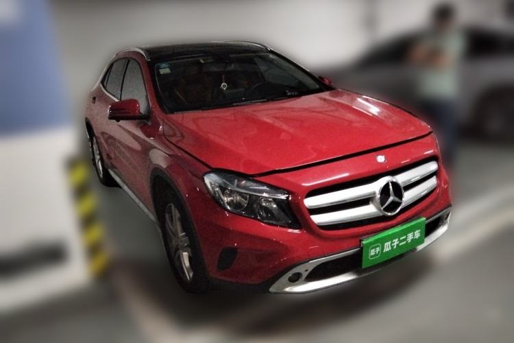 Used Mercedes-Benz GLA 2016 GLA 200 Sport Edition Front Right 45 Deg