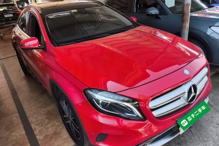 Used Mercedes-Benz GLA 2016 GLA 220 4MATIC Fashion Edition Front Right 45 Deg