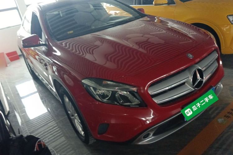 Used Mercedes-Benz GLA 2016 GLA 200 Sport Edition Front Right 45 Deg