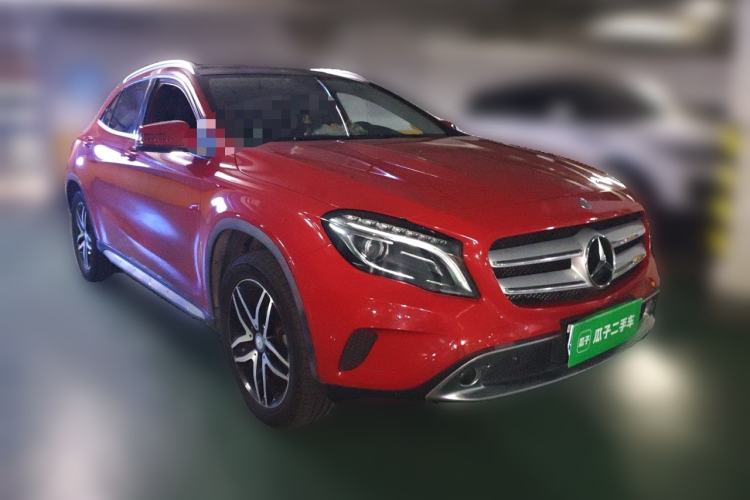 Used Mercedes-Benz GLA 2016 GLA 200 Fashion Model Front Right 45 Deg