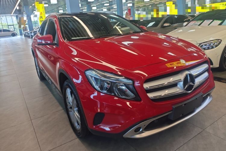 Used Mercedes-Benz GLA 2016 GLA 200 Sport Edition Front Right 45 Deg