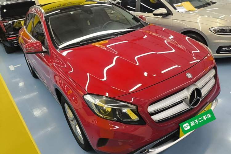 Used Mercedes-Benz GLA 2016 GLA 200 Sport Edition Front Right 45 Deg