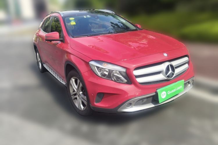 Used Mercedes-Benz GLA 2016 GLA 200 Sport Edition Front Right 45 Deg