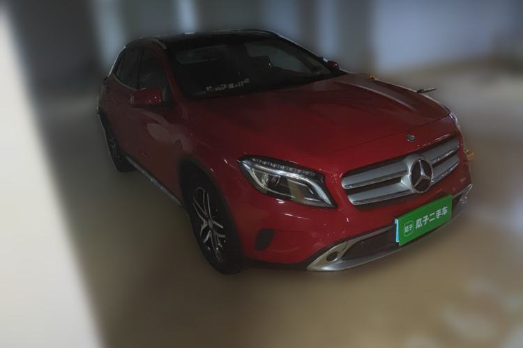 Used Mercedes-Benz GLA 2016 GLA 220 4MATIC Fashion Edition Front Right 45 Deg