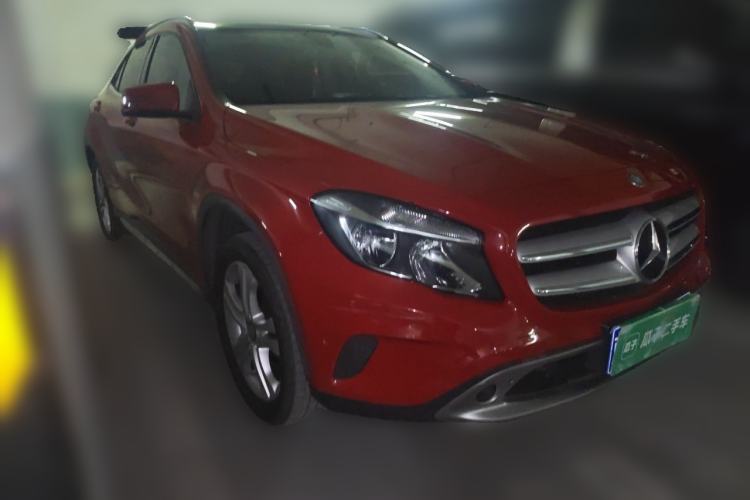 Used Mercedes-Benz GLA 2016 GLA 200 Sport Edition Front Right 45 Deg
