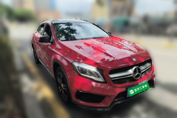 Used Mercedes-Benz GLA 2016 GLA 200 Fashion Model Front Right 45 Deg