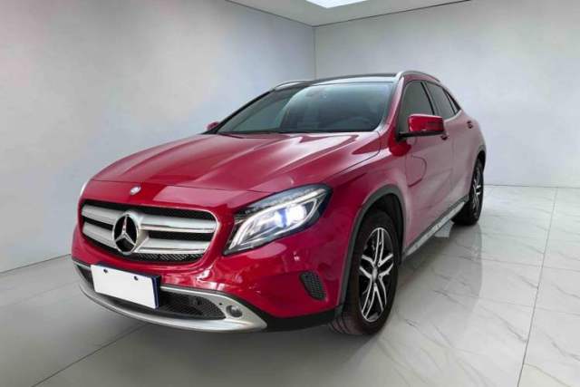 Mercedes-Benz GLA 2016 GLA 200 Fashion Model usado