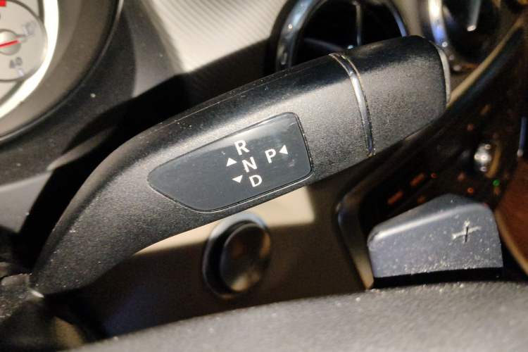 Used Mercedes-Benz GLA 2016 GLA 200 Sport Edition Gear Lever
