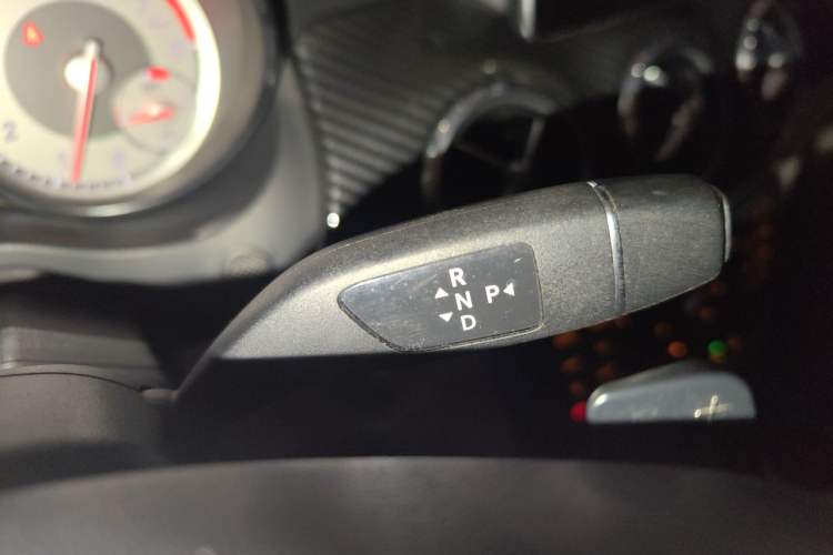 Used Mercedes-Benz GLA 2016 GLA 200 Sport Edition Gear Lever
