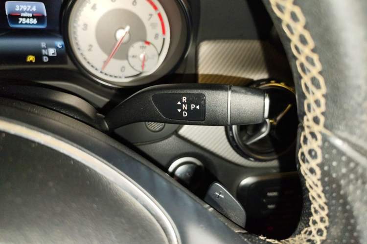 Used Mercedes-Benz GLA 2016 GLA 200 Fashion Model Gear Lever