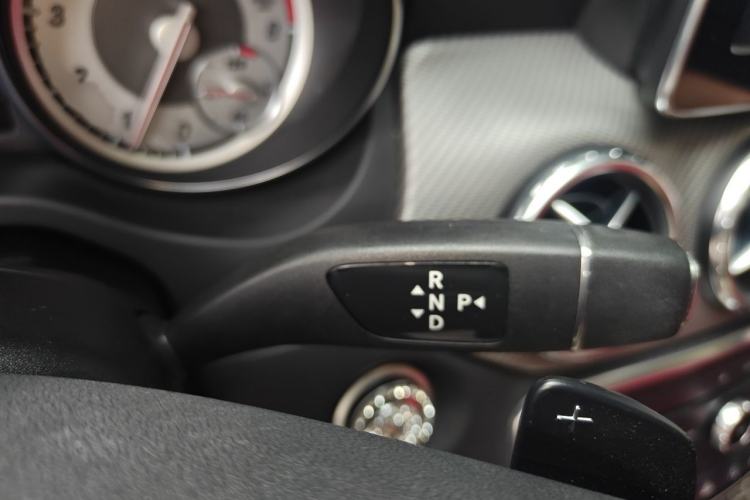 Used Mercedes-Benz GLA 2016 GLA 200 Sport Edition Gear Lever