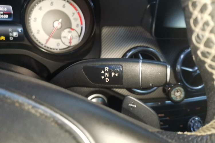 Used Mercedes-Benz GLA 2016 GLA 200 Fashion Model Gear Lever