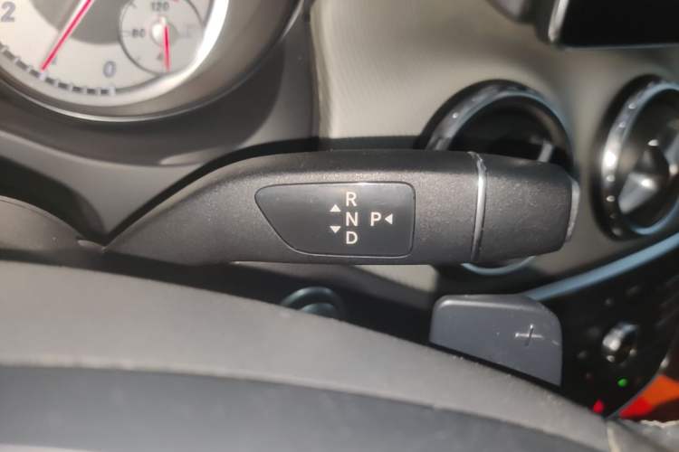 Used Mercedes-Benz GLA 2016 GLA 200 Sport Edition Gear Lever