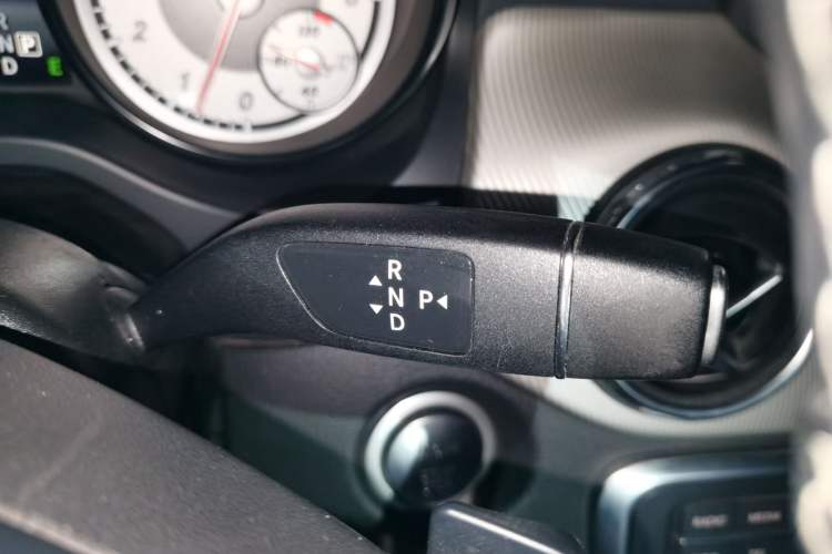 Used Mercedes-Benz GLA 2016 GLA 200 Fashion Model Gear Lever