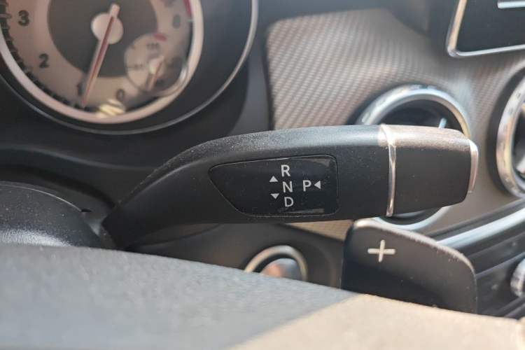 Used Mercedes-Benz GLA 2016 GLA 200 Sport Edition Gear Lever
