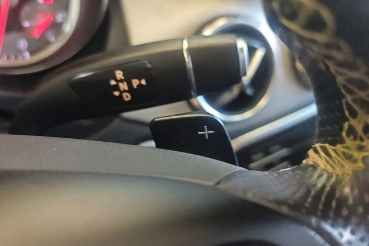 Used Mercedes-Benz GLA 2016 GLA 200 Sport Edition Gear Lever