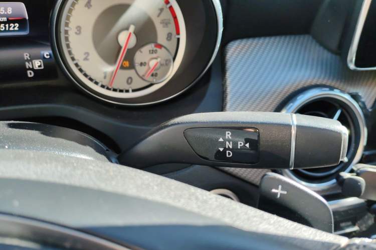 Used Mercedes-Benz GLA 2016 GLA 200 Sport Edition Gear Lever