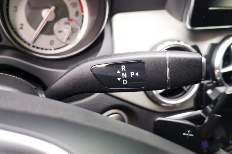 Used Mercedes-Benz GLA 2016 GLA 200 Sport Edition Gear Lever