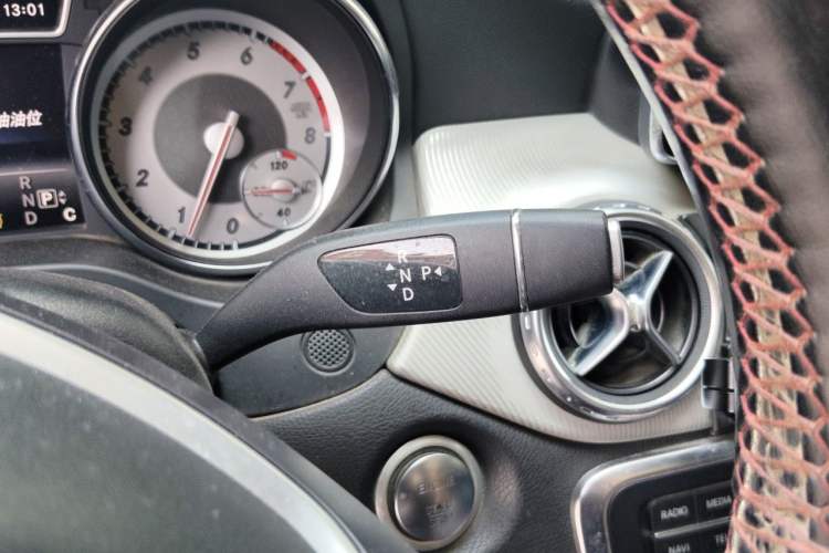 Used Mercedes-Benz GLA 2016 GLA 200 Sport Edition Gear Lever