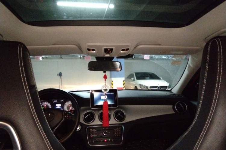 Used Mercedes-Benz GLA 2016 GLA 200 Sport Edition Headliner