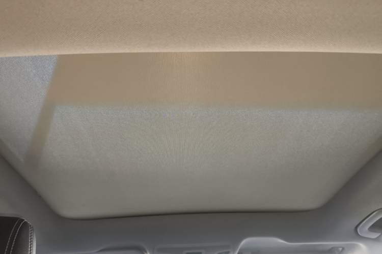 Used Mercedes-Benz GLA 2016 GLA 220 4MATIC Fashion Edition Headliner