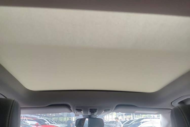 Used Mercedes-Benz GLA 2016 GLA 220 4MATIC Fashion Edition Headliner