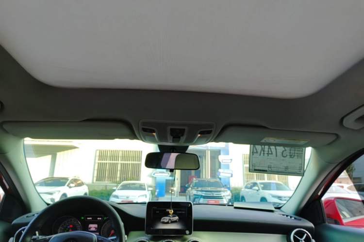 Used Mercedes-Benz GLA 2016 GLA 200 Fashion Model Headliner