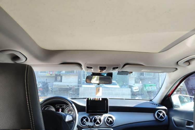Used Mercedes-Benz GLA 2016 GLA 200 Sport Edition Headliner