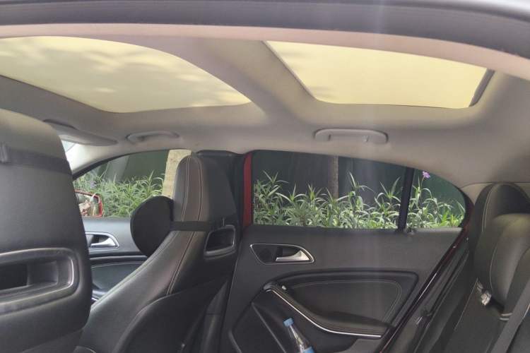 Used Mercedes-Benz GLA 2016 GLA 200 Sport Edition Headliner