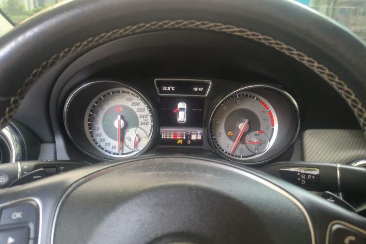 Used Mercedes-Benz GLA 2016 GLA 200 Sport Edition Instrument Cluster