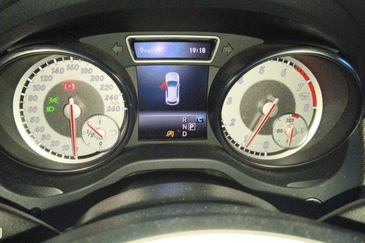 Used Mercedes-Benz GLA 2016 GLA 200 Sport Edition Instrument Cluster
